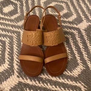 Tory Burch Tan Block Heel Sandals size 61/2
